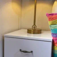 سرویس نوجوان سفید|تخت و سرویس خواب|کرج, آق تپه|دیوار