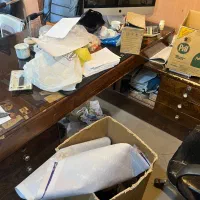 صندلی|ابزارآلات|مشهد, فارغ التحصیلان|دیوار