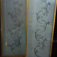 کارگر اشنا به نصب شیشه سکوریت  وکرکره برقی