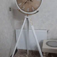 ساعت ایستاده