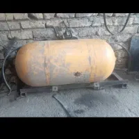 منبع گاز و کلیه لوازم روی پراید نصب هست