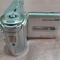 دوربین فیلمبرداری بدون هیچ گونه لوازم جانبی .