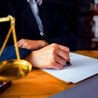 وکالت تخصص نیاز دارد لطفا وکیل خود نباشید