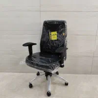 صندلی گردان|صندلی و نیمکت|یزد, |دیوار