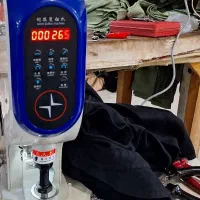 خدمات دکمه ومادگی اتو وبسته بندی