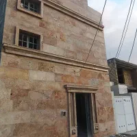 یک واحد خانه طبقه پایین دو خوابه در کرونی