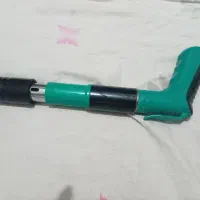 یک عدد میخ کوب کناف