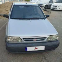 پراید نقره‌ای