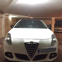 آلفارومئو جولیتا 2012