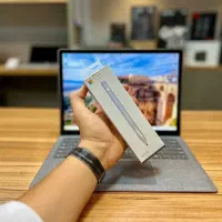 لپتاپ دانشجویی با صفحه و باطری فوق العاده