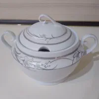 ظرف سوپ خوری بزرگ برای سفره ای زیبا
