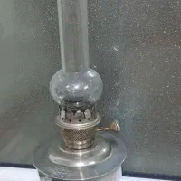 چراغ نفتی|کلکسیون اشیاء عتیقه|قم, انسجام|دیوار