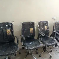 صندلی اداری کارشناسی لیومدل H72i درحدنونو