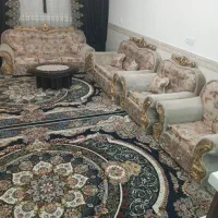 مبل ۷ نفره کلاسیک کاملا تمیز و سالم