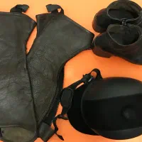 کلاه، گتر و بوت سوارکاری