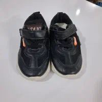 باتخفیف خوب کفش دوجفت نو بقیه درحد خیلی نو هستن