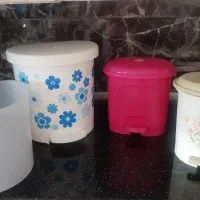 سطل زباله پدالی و سطل درب دار همه کار پلاستیکی