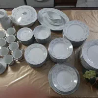 سرویس چینی مارک دلوکس و سوفله خوری