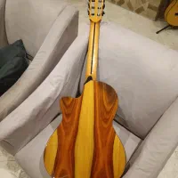 گیتار پیکاپدار دست ساز سفارشی آکبند اسپانیایی