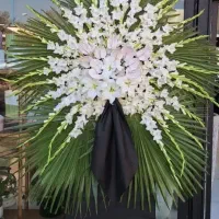 تاج گل طبیعی ومصنوعی