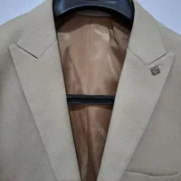 کت اسپرت|لباس|ری, سرتخت|دیوار