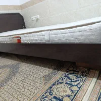 تخت ام دی اف بزرگسال