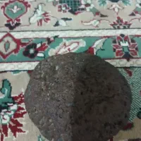 سنگ مقناطیس.