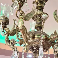 لوستر فرشته پر کار شرکتی در حد نو|لوستر و چراغ آویز|خوی, |دیوار