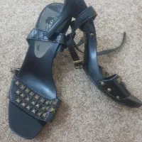 کفش مجلسی|کیف، کفش، کمربند|جلفا, |دیوار