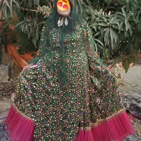 لباس محلی|لباس|شیراز, حسن آباد|دیوار