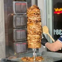 گه س کوردستان، با نان داغ و سلف سرویس، میدان جهاد