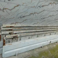 در اتاق مسقف چادری