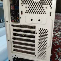 فروش یک کیس کامپیوتر گیمینگ|رایانه رومیزی|بندر انزلی, سی متری|دیوار