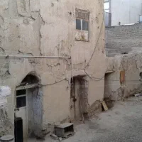 ملک کلنگی داخل روستای مرادآباد(طرح هادی)