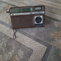 رادیو عتیقه بسیار قددیمی