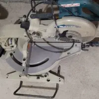 فارسی بر ماکیتا کشویی