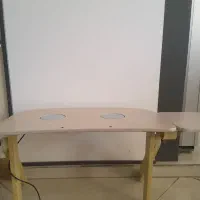 میز لب تاپ نو و تمیز فن داره و قابل تنظیم هستش|میز تحریر و کامپیوتر|تهران, گلستان (شهرک راه آهن)|دیوار