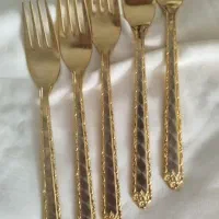 چنگال طلایی