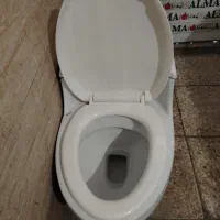 توالت فرنگی کاملا سالم|لوازم سرویس بهداشتی|بهارستان, |دیوار