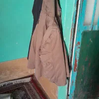 کت خدمت|لباس|لار, |دیوار