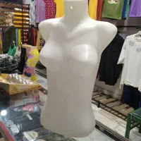 مانکن پلاستیکی و فلزی