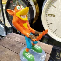 مجسمه سینی بدست|مجسمه، تندیس، ماکت|فردیس, فردیس|دیوار