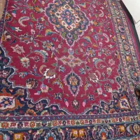 فرش دست بافت قدیمی  کاملا سالم