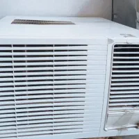 کولر پنجره ای گری کاملا سالمه