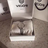 ساعت ویگور اصل نو با جعبه مناسب هدیه