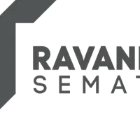 اپراتور دستگاه برش لیزر