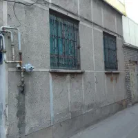 حیاط-مناسب-کارگاه-و-انبار-محدوده-بازار-بزرگ