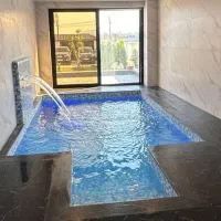 اجاره ویلا استخر دار تراس دلنشین ویو جنگل 024|اجارهٔ کوتاه‌مدت ویلا و باغ|شفت, |دیوار