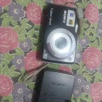 دوربین همه چی سالم فقط باطری شارژ نگه نمیداره