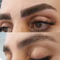 میکروبلیدینگ ابرو با ۵۰ درصد آف